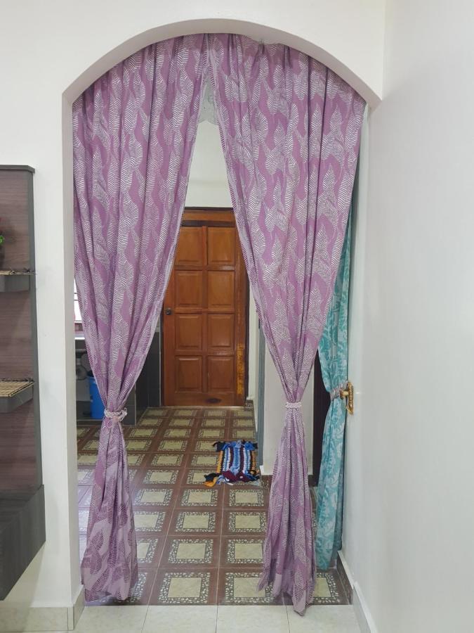 Homestay Che Wan Κουαντάν Εξωτερικό φωτογραφία